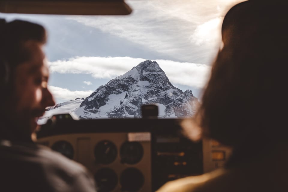 Kathmandu: Mount Everest Scenic mountain flights 1 hour photo 3