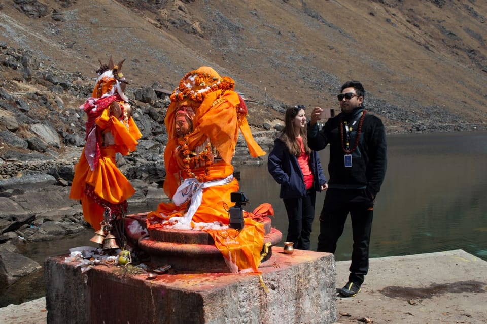 From Kathmandu: Helicopter Tour to Langtang- Gosaikunda photo 4