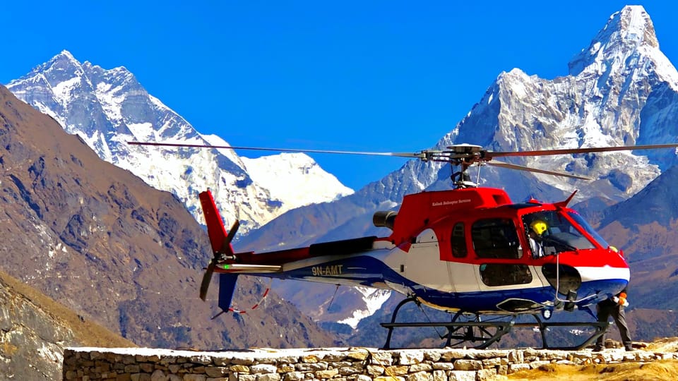 One day Everest Helicopter Tour with Overlanding Tour photo 5
