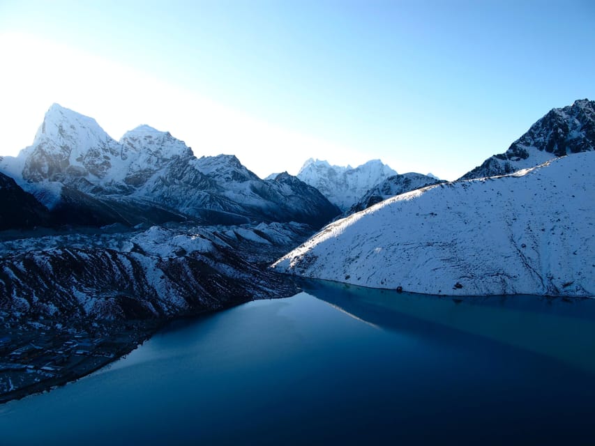 Everest Base Camp Trek with Gokyo Lakes - 16-Day Adventure photo 3