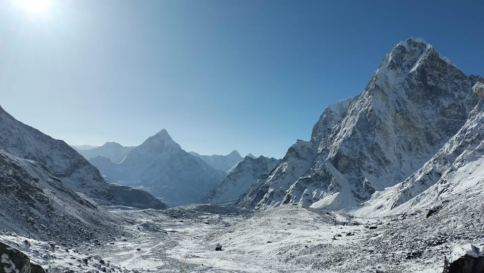 Everest Three High Passes Trek: 17-Day Guided 3 Passes Trek photo 2