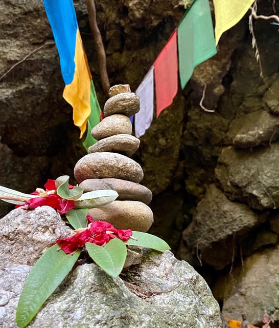 Kathmandu: Shivapuri Hill Day Hike with Lunch box photo 3