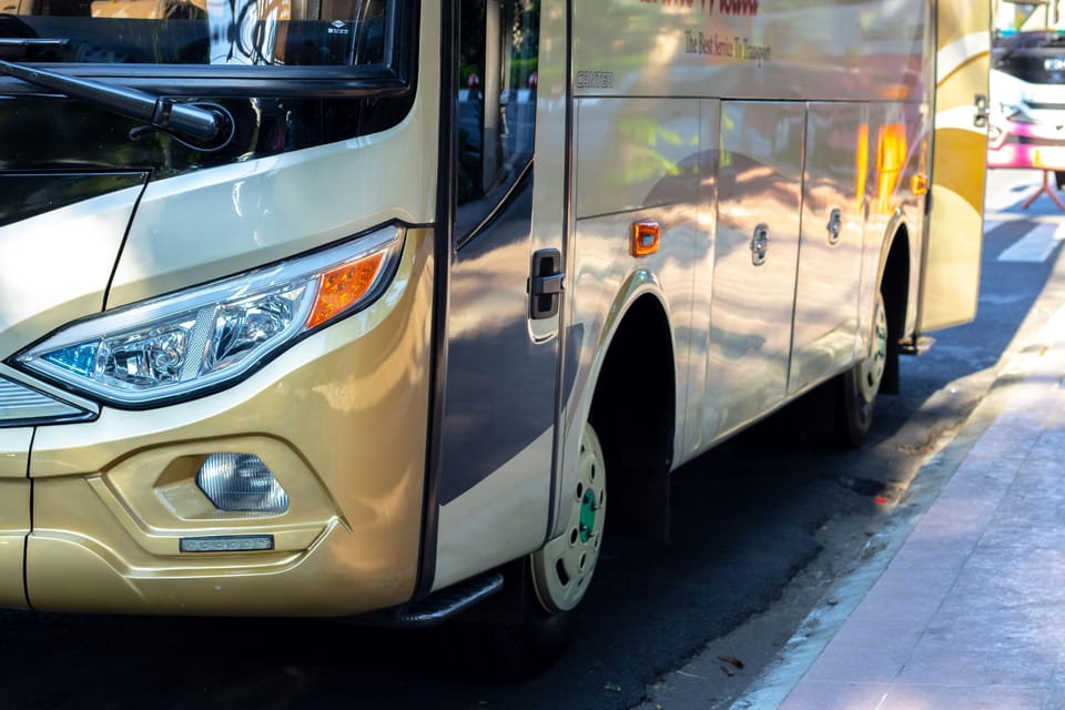 Kathmandu-Pokhara (Deluxe tourist bus) photo 2