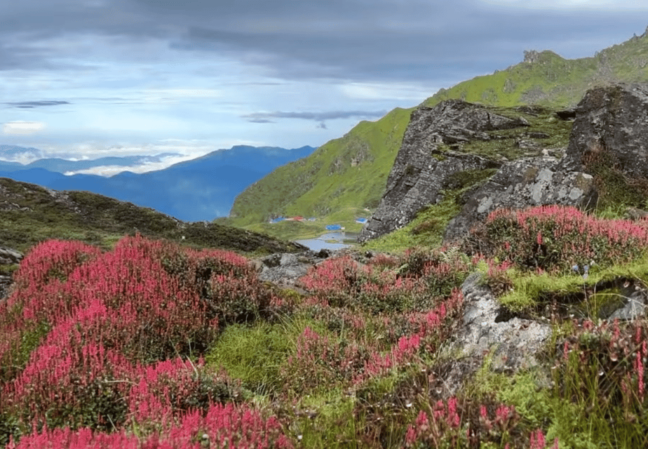 Kathmandu: 4 days Trekking to Panch Pokhari photo 2