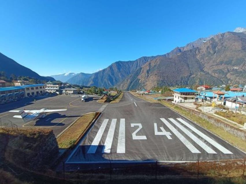 Everest Base Camp Trek 12 Days photo 2