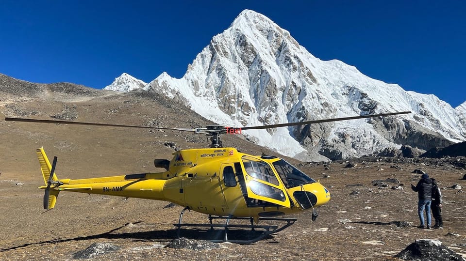 Kathmandu: Everest Helicopter Tour with Landing & Breakfast photo 5