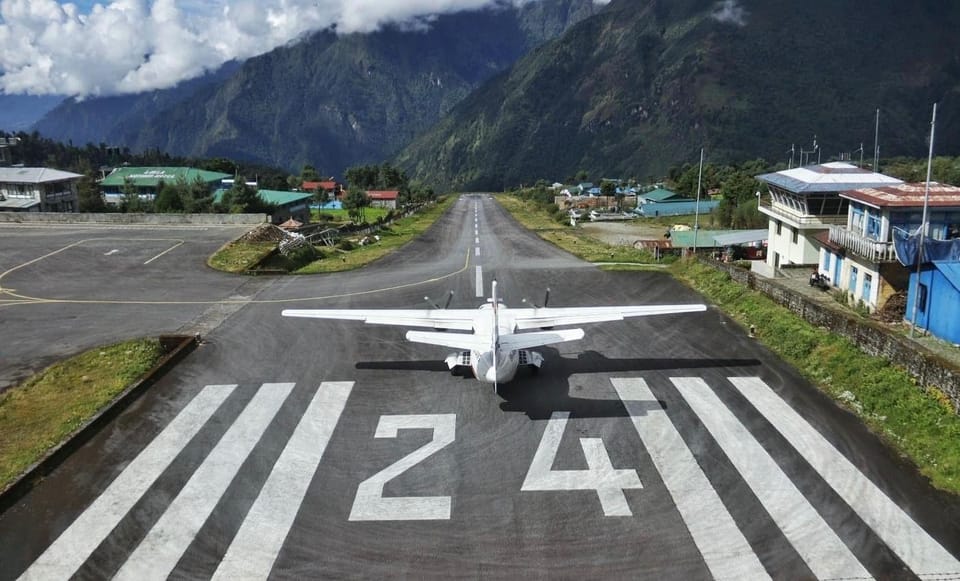 Flight ticket to Lukla from Kathmandu for Everest Trek photo 2