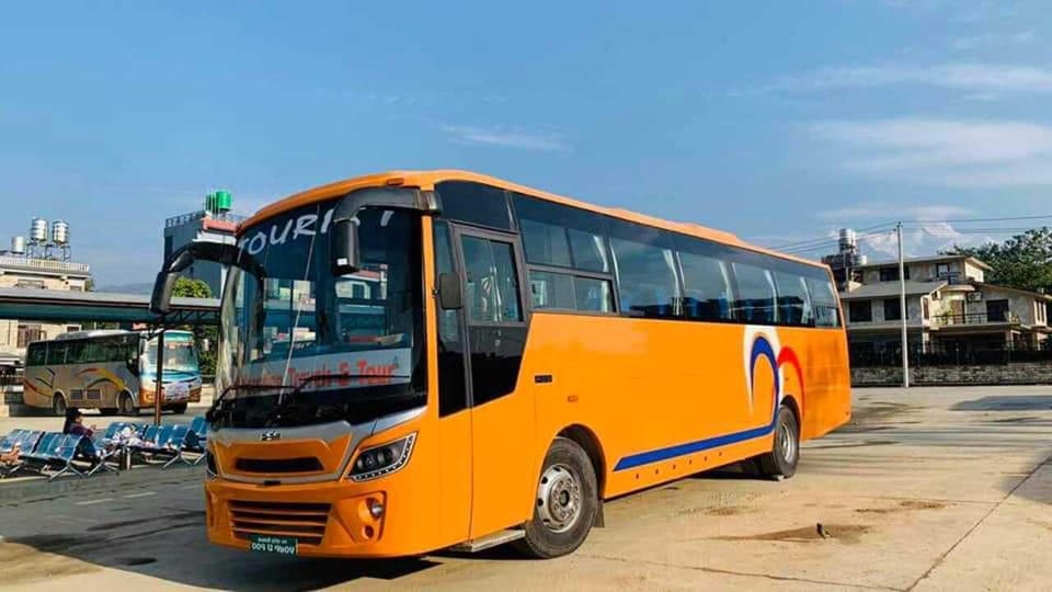 Deluxe Shared Tourist Bus with Lunch Included (KTM-PKR-KTM) photo 3