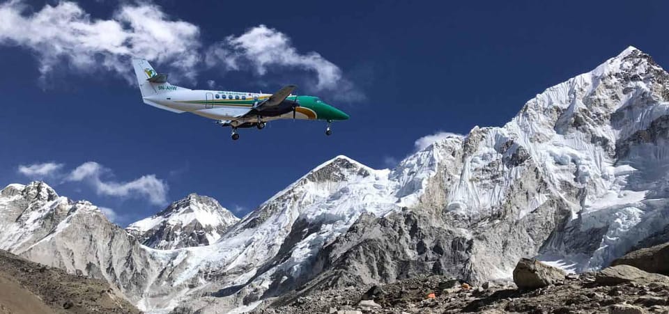 Everest Mountain Flight photo 4