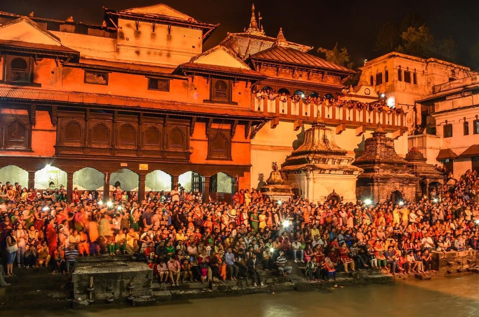 Kathmandu: Pashupatinath Temple Evening Aarati Tour photo 4