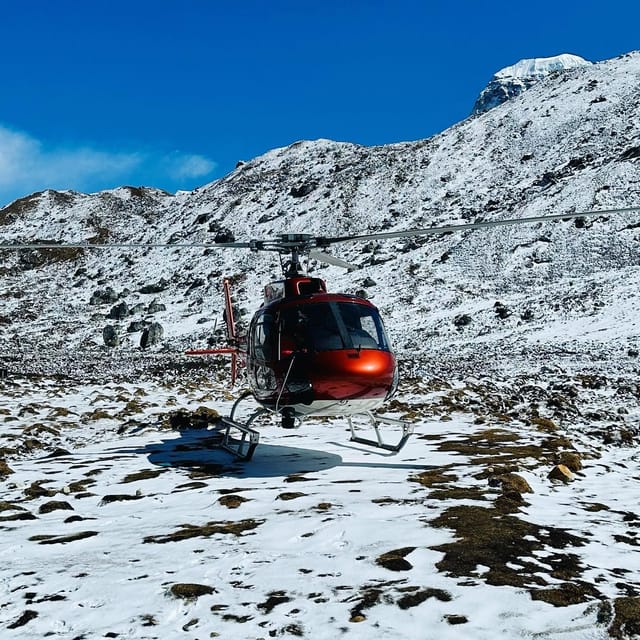 Explore the Mount Everest and Everest Region in a Single Day photo 5