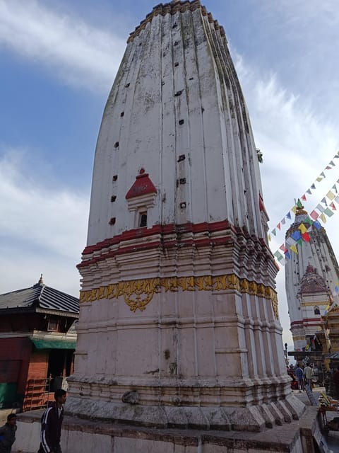 Day tour to Swayambhunath Stupa photo 5