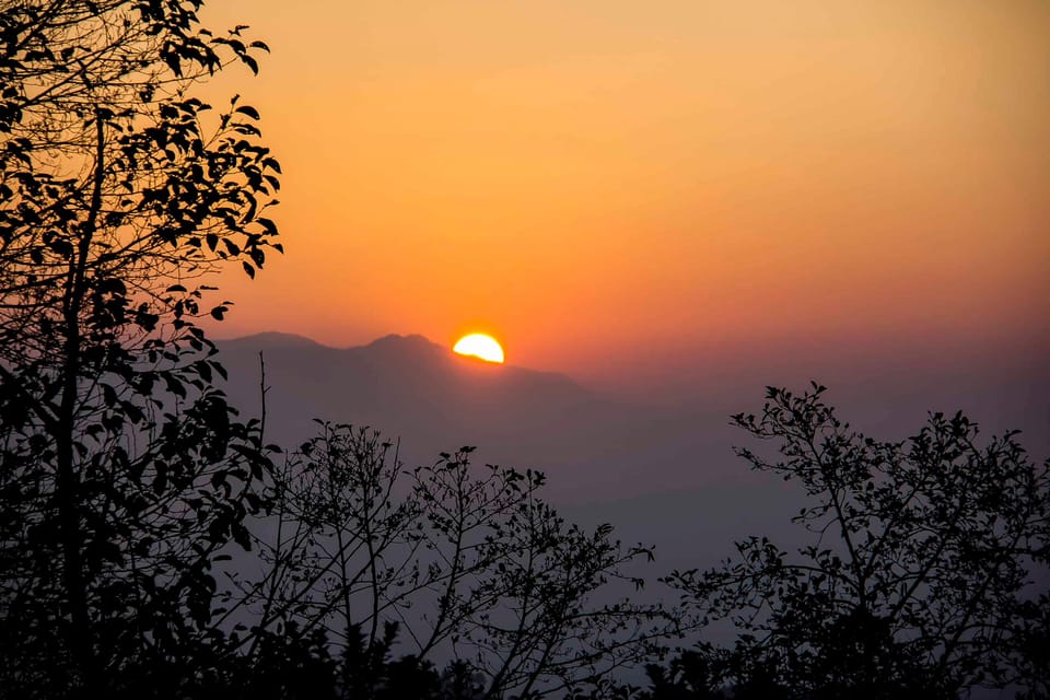 Kathmandu: Nagarkot Sunrise View private Tour and Hike photo 2