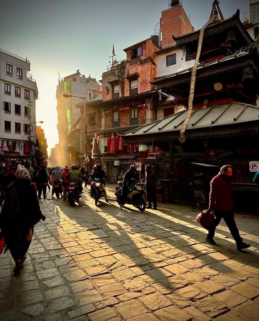 Kathmandu Old City Tour: Asan Bazaar Evening Walking Tour photo 4
