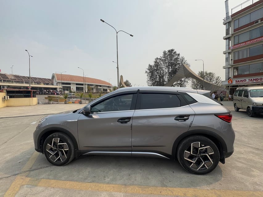 Pick up from Kathmandu Airport and Drop off to Hotel by Car photo 2
