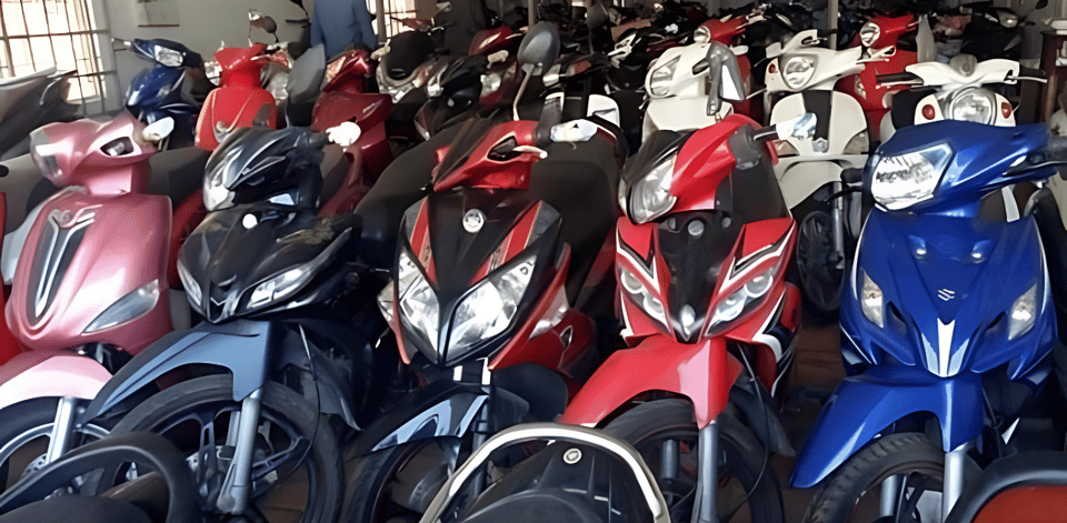Kathmandu: City Tour with Bike or Scooter Rental photo 4