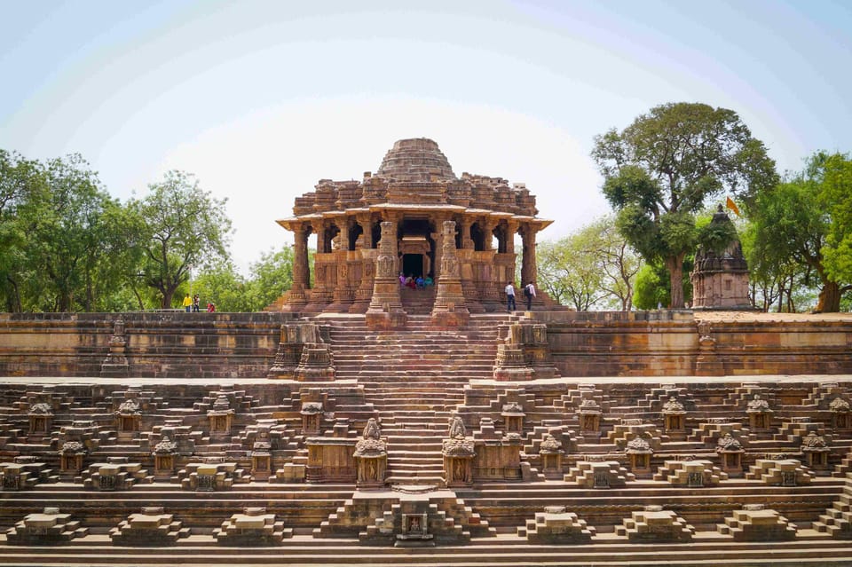 Ahmedabad: Patan & Modhera Guided Tour photo 2