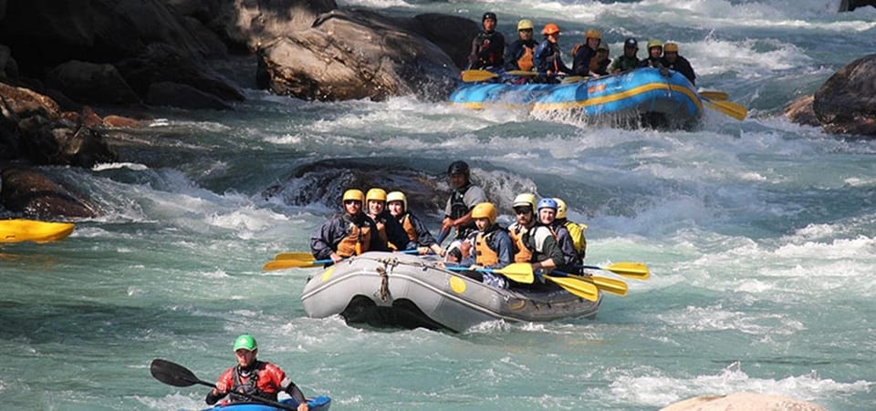 Kathmandu: Trisuli River Rafting Day Trip with Lunch photo 3