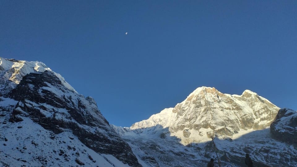Annapurna Circuit Trek 14 Days photo 3