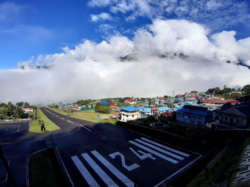 Helicopter Flight to Lukla One Way. photo 4