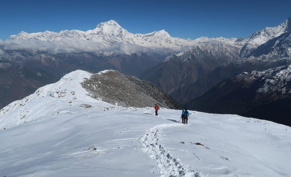 Khopra Danda and Khayer Lake Treks 12 days photo 2