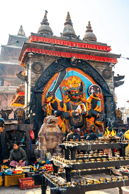 One-Day Private Vehicle Sightseeing Tour – 6 Points