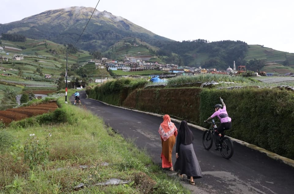 Yogyakarta : Nepal Van java & Kedung Kayang waterfall trip photo 3