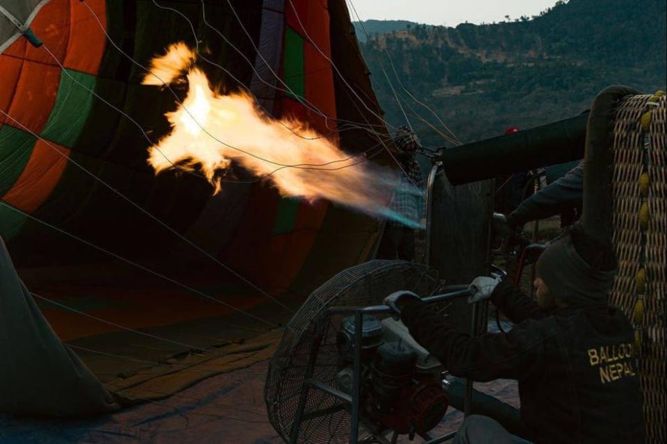 Pokhara: Hot Air Balloon Ride 1D photo 4