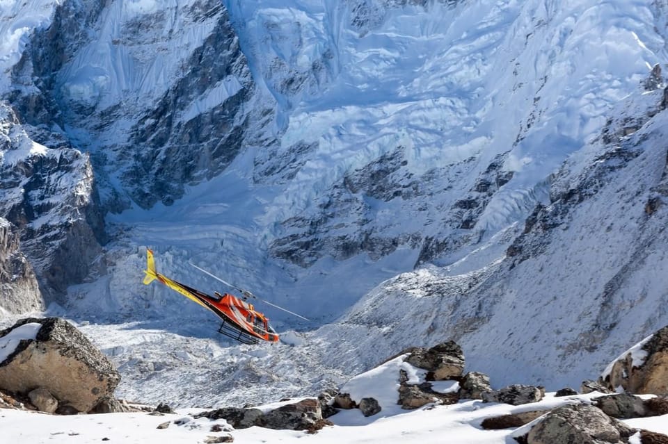 Annapurna base camp helicopter tour photo 2