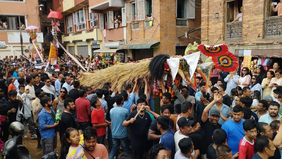 4 UNESCO : Pashupatinath, Boudhanath, Patan, Bhaktapur Tour photo 3
