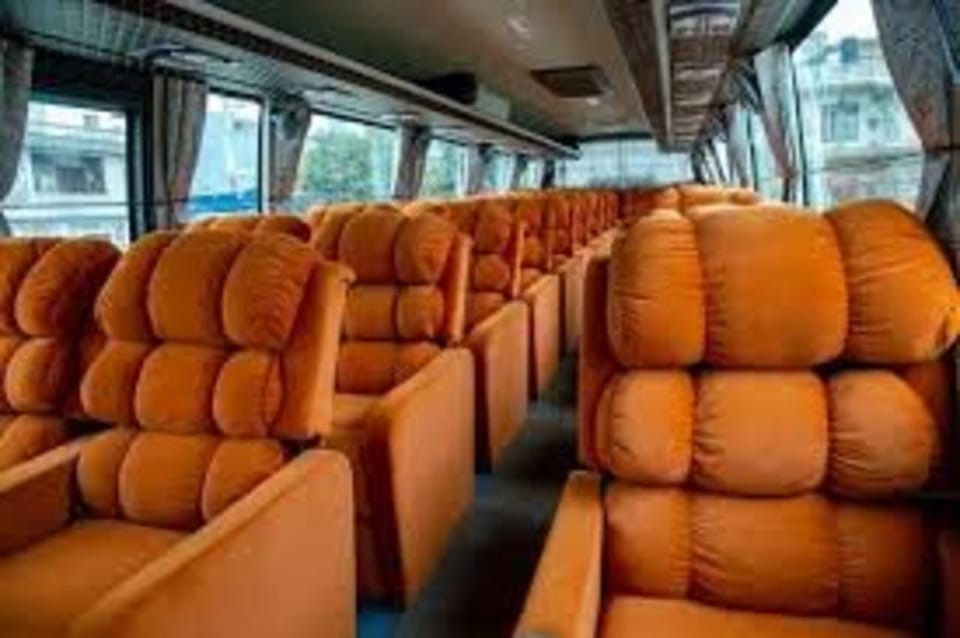 Chitwan-Kathmandu Deluxe Tourist Bus. photo 3