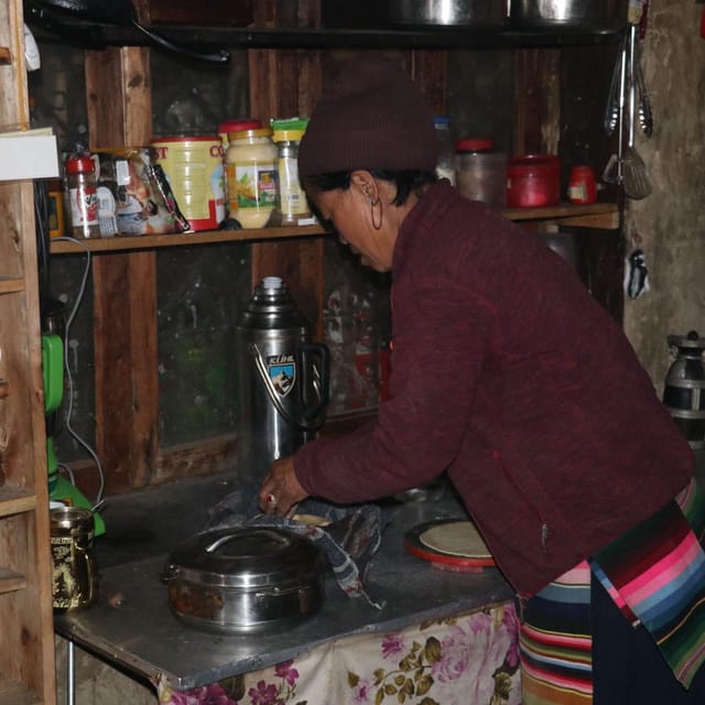 Annapurna Trek with Throng-la Pass photo 4