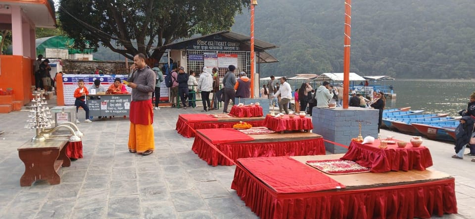 Pokhara: Tal Barahi Temple Evening Aarati Ceremony photo 3
