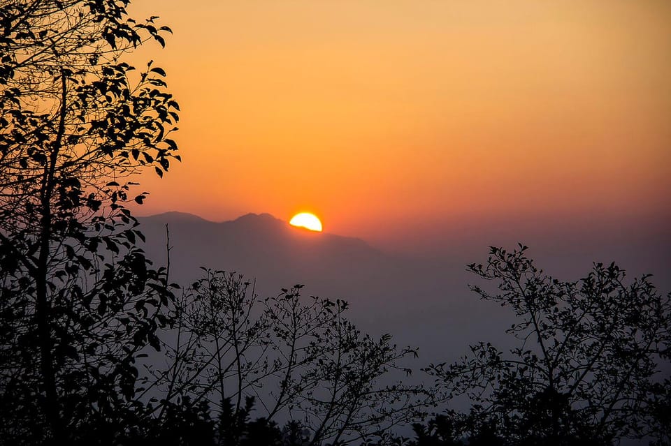 Kathmandu : Nagarkot hiking with Mount Everest View