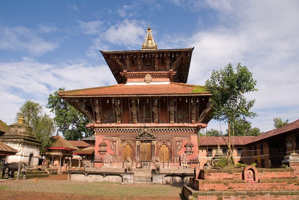 Kathmandu : Nagarkot hiking with Mount Everest View photo 3