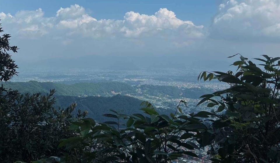 Kathmandu: Day Hike with Breakfast and Lunch photo 4