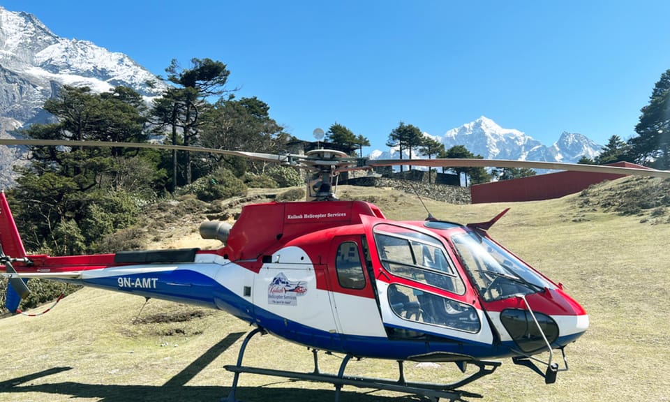 Kathmandu: Everest Base Camp and Gokyo Lake Helicopter Tour photo 3