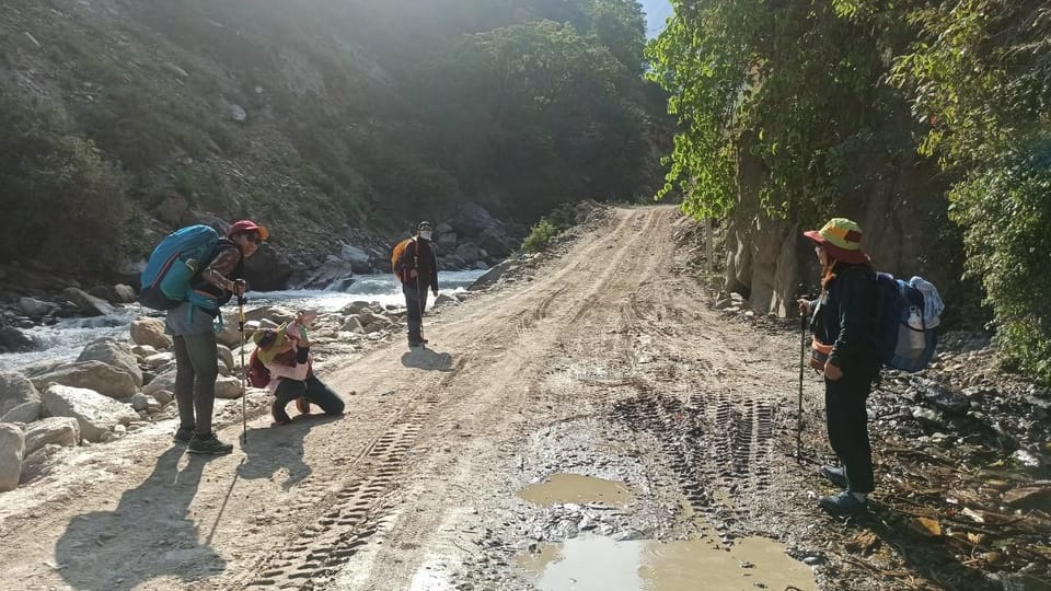 Kathmandu: 9-Day Langtang Gosaikunda Trek with Transfers photo 2