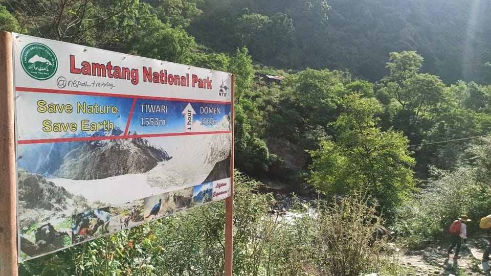 Kathmandu: 9-Day Langtang Gosaikunda Trek with Transfers photo 3