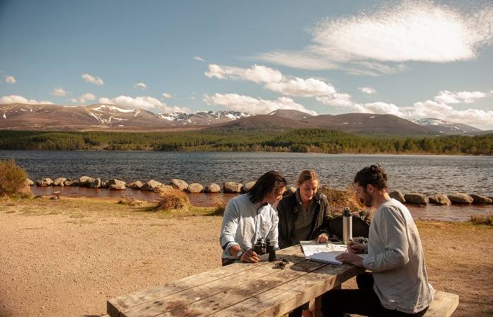 [16 Pax] 2-Day Loch Ness, Inverness and the Highlands Tour from Edinburgh: Clava Cairns, Fort William and Glencoe